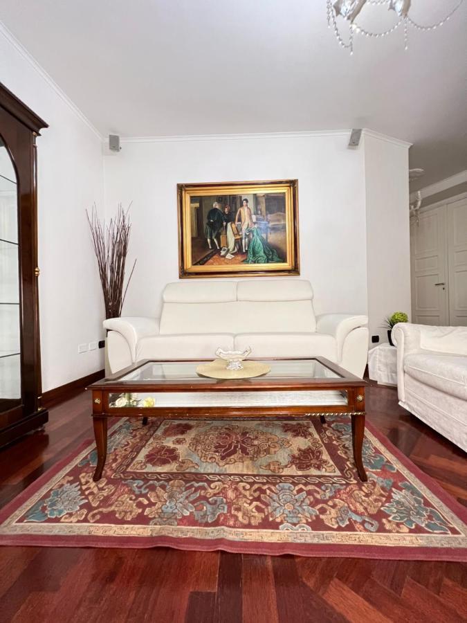 Casa Vacanze Maridy Napels Buitenkant foto